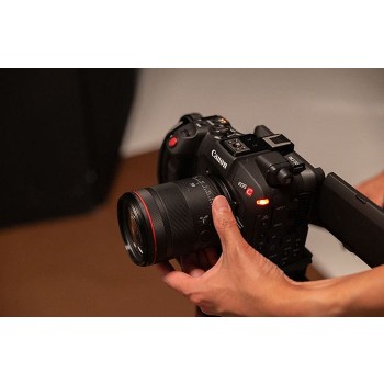Canon-RF-85mm-f1-4L-VCM-8