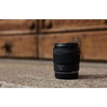 Canon-RF-45mm-F1-2-STM-5