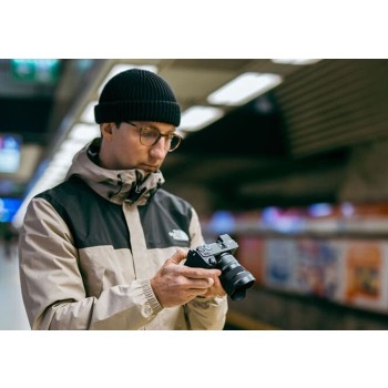 Sigma-15mm-F1-4-DC-Contemporary-5